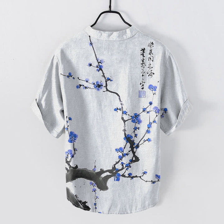 Buddha Stones Camisa de manga corta con medio botón para hombre, de algodón, con estampado de ramas de flores de ciruelo y caligrafía. - image 6