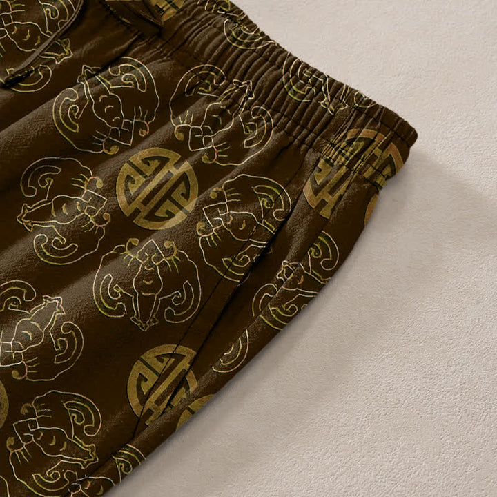 Buddha Stones Pantalones de hombre de algodón con estampado floral y diseño redondo de la suerte, con bolsillos. - image 2