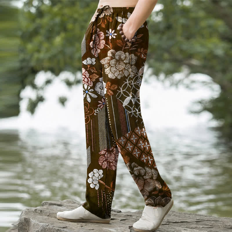 Buddha Stones Pantalones de hombre de algodón con estampado floral bohemio en patchwork, corte ajustado y bolsillos. - image 5