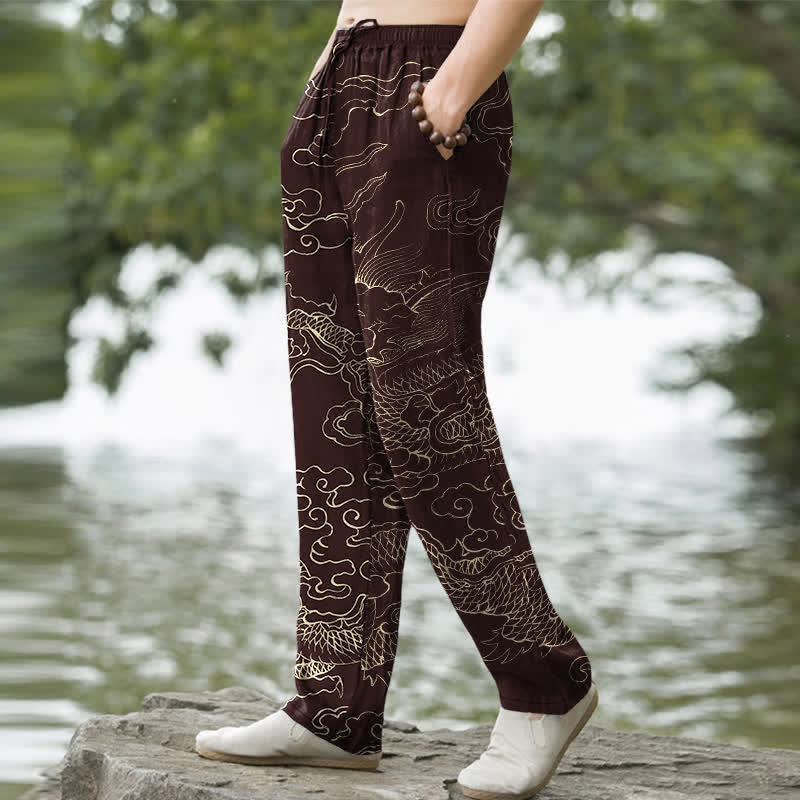 Buddha Stones Pantalones de algodón para hombre con estampado de dragón volador persiguiendo el sol, corte cónico y bolsillos. - image 5