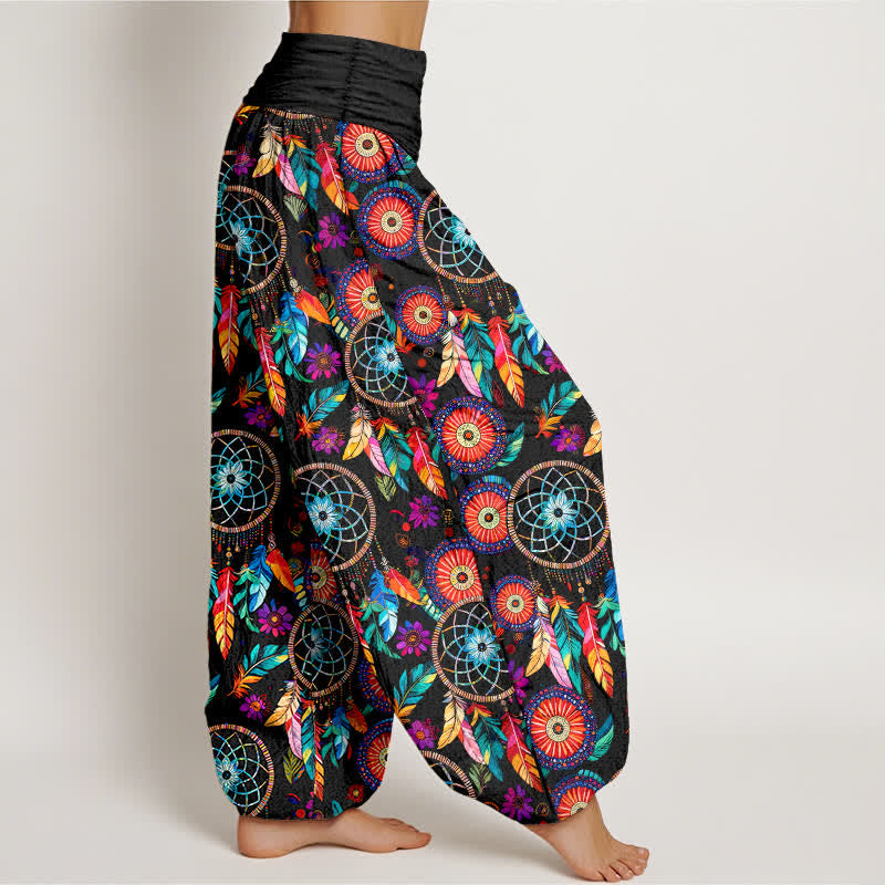 Buddha Stones Pantalones harem de mujer con cintura elástica y estampado de plumas y atrapasueños de algodón. - image 1