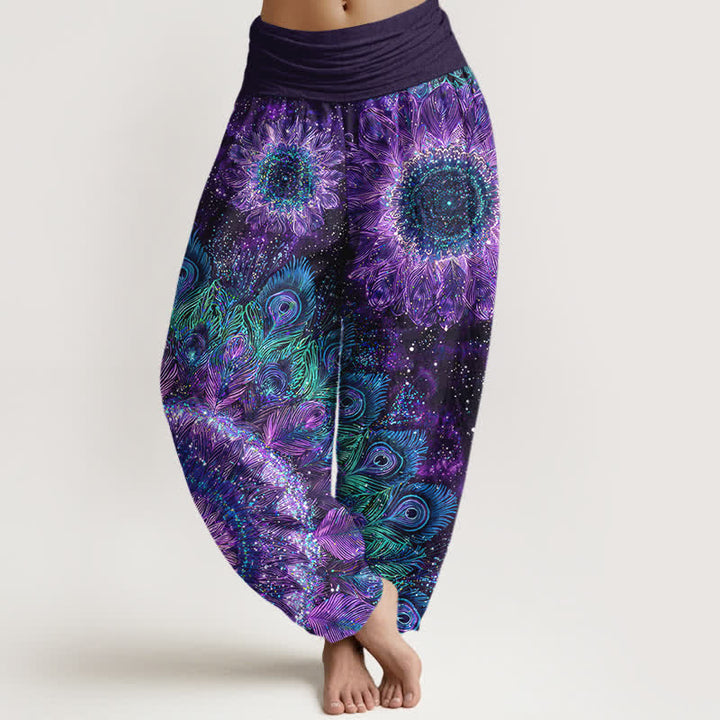 Buddha Stones Pantalones harem de mujer con cintura elástica y estampado de plumas de pavo real, de algodón. - Violeta azul - US16，UK/AU20，EU48 (3XL) - image 0