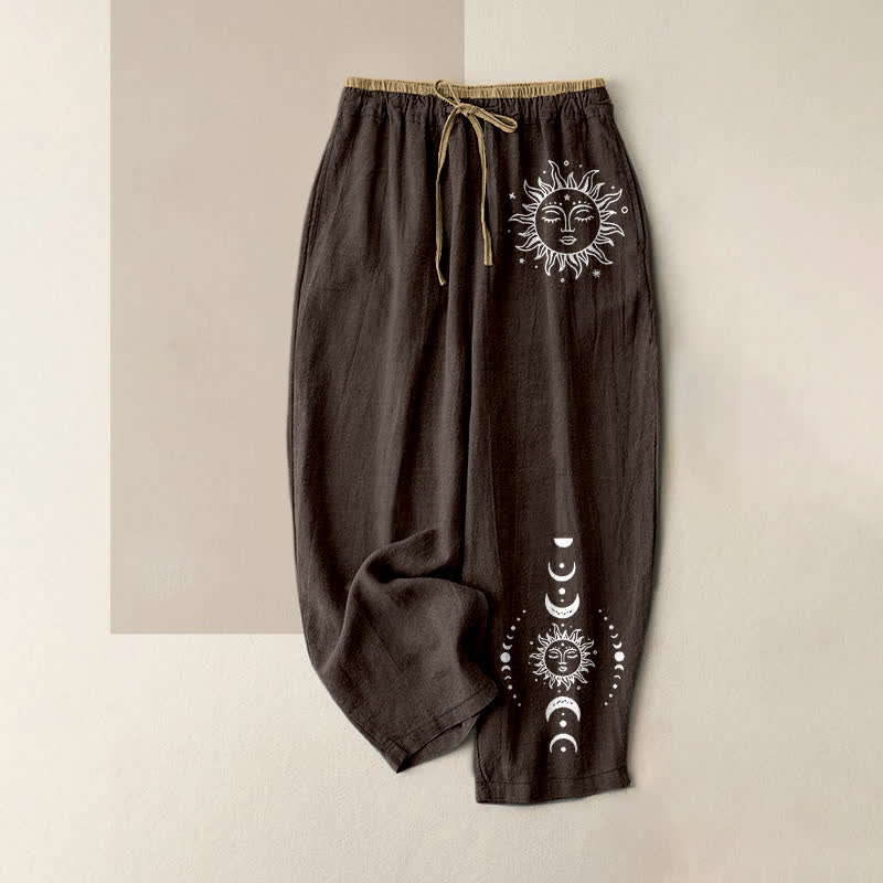 Buddha Stones Pantalones de mujer de algodón puro con estampado de sol, luna y estrellas, cintura elástica y bolsillos. - Marrón silla de montar - US16，UK/AU20，EU48 (3XL) - image 6