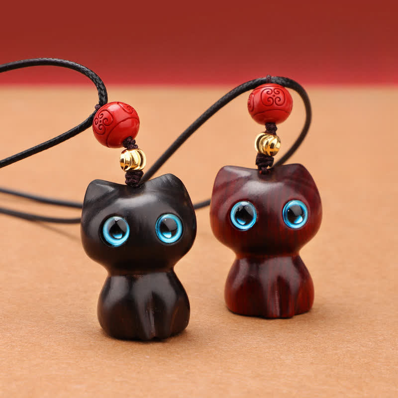 Buddha Stones Collar con colgante de gato tranquilo, bonito y tranquilo, de madera de ébano y sándalo rojo. - image 0