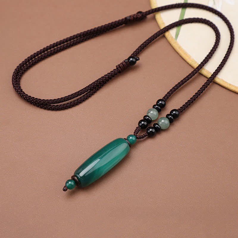Buddha Stones Collar con colgante ovalado trenzado de ágata verde y ágata roja - image 1