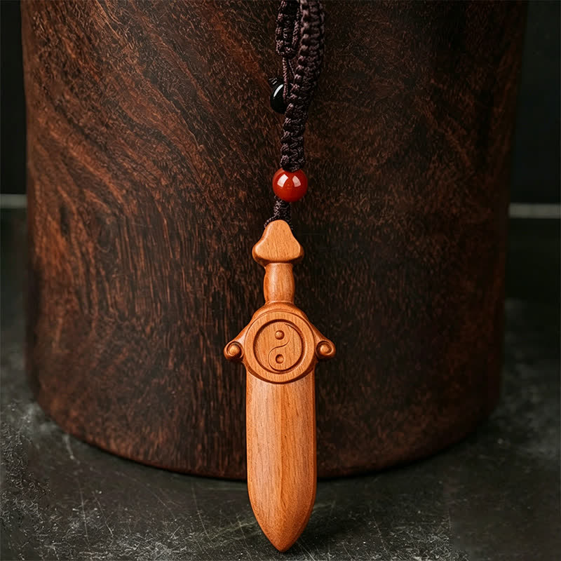 Buddha Stones Llaveros con espadas grabadas con el símbolo del equilibrio Yin Yang en madera de azufaifo - image 1