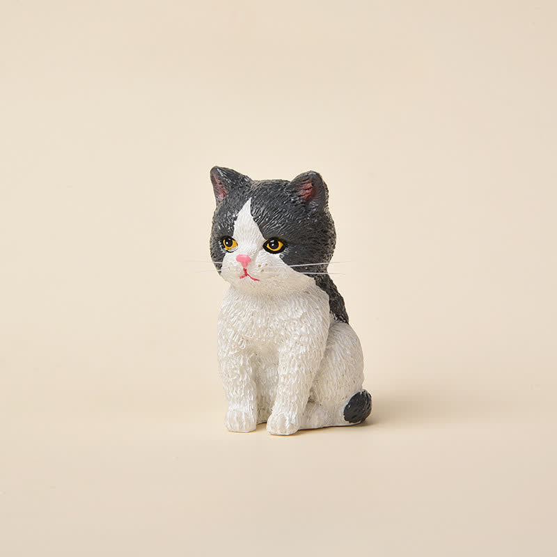 Buddha Stones Familia de gatitos melancólicos pintados en resina, mini gatos, decoración de animales adorables - Azul y blanco - image 15