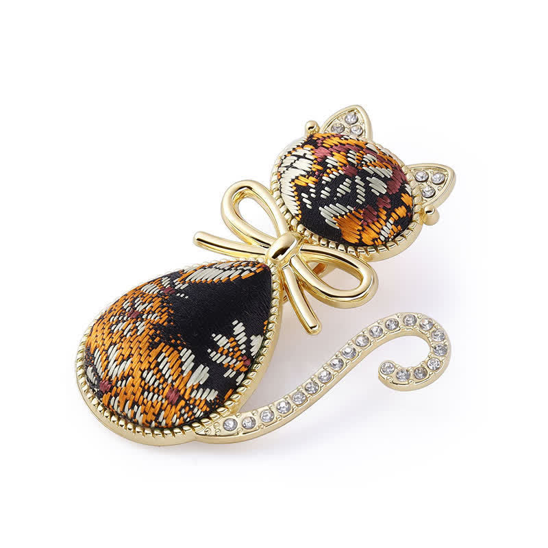 Buddha Stones Horquilla de estilo chino con diseño de gato de brocado y diamantes de imitación chapada en oro. - Negro (mismo tono de color – el estampado varía) - image 2