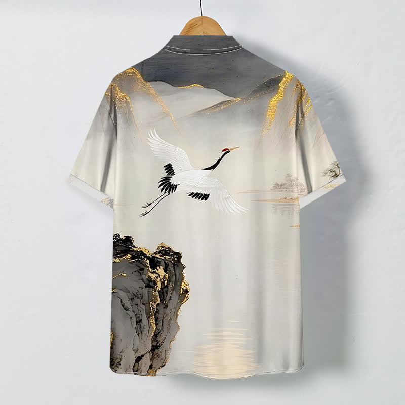 Buddha Stones Camisa de manga corta para hombre con botones y estampado de montaña y grulla de tinta, resistente a las arrugas. - image 1