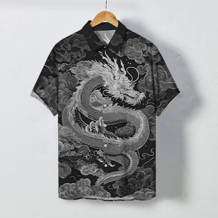 Buddha Stones Camisa de manga corta para hombre con botones y estampado de nube de dragón dorado, resistente a las arrugas. - Negro - US/UK/AU48, UE58 (4XL) - image 5