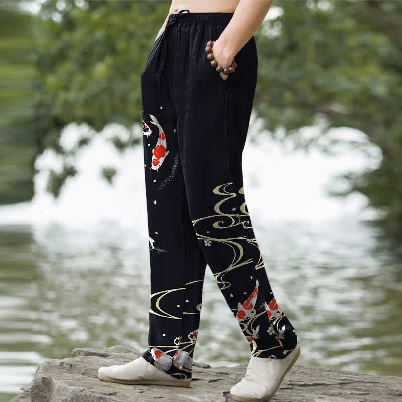 Buddha Stones Pantalones de hombre de algodón con estampado de peces koi rojos y blancos y corte ajustado, con bolsillos. - image 5