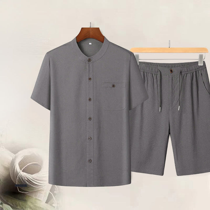 Buddha Stones Conjuntos de verano informales para hombre: camisa de manga corta lisa con cuello mandarín y pantalón con cordón ajustable. - Camisa y pantalón gris oscuro - US/UK/AU46, EU56 (5XL) - image 0