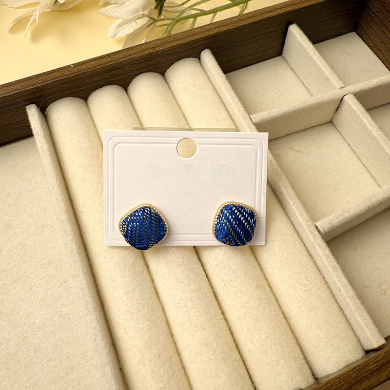 Buddha Stones Pendientes de botón geométricos cuadrados de brocado hechos a mano con diseño de canción - Azul marino (mismo tono de color, el estampado varía) - image 4