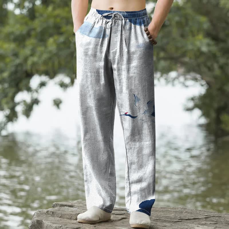 Buddha Stones Pantalones de hombre de algodón con estampado de grullas de corona roja, corte cónico y bolsillos. - Azul claro - US/UK/AU50, EU60 (5XL) - image 0