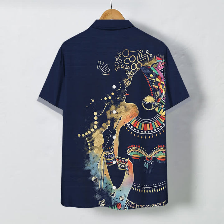 Buddha Stones Camisa de manga corta transpirable para hombre con estampado de silueta de mujer tribal y botones. - image 11