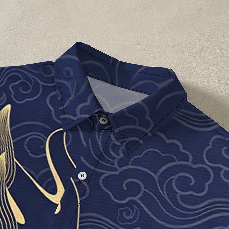 Buddha Stones Camisa de manga corta para hombre con botones y estampado de nube de dragón dorado, resistente a las arrugas. - image 2
