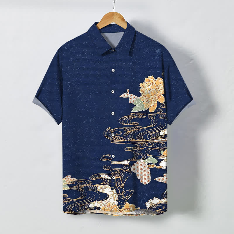 Buddha Stones Camisa transpirable de manga corta para hombre con botones y estampado de nubes y olas de loto - Marina de guerra - US/UK/AU48, UE58 (4XL) - image 0