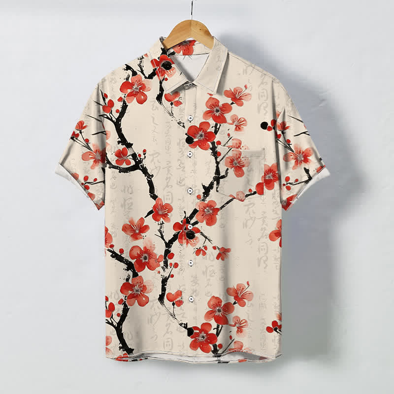 Buddha Stones Camisa de manga corta para hombre con botones y estampado de ramas de ciruelo rojo, resistente a las arrugas. - Blanco antiguo - US/UK/AU48, UE58 (4XL) - image 0