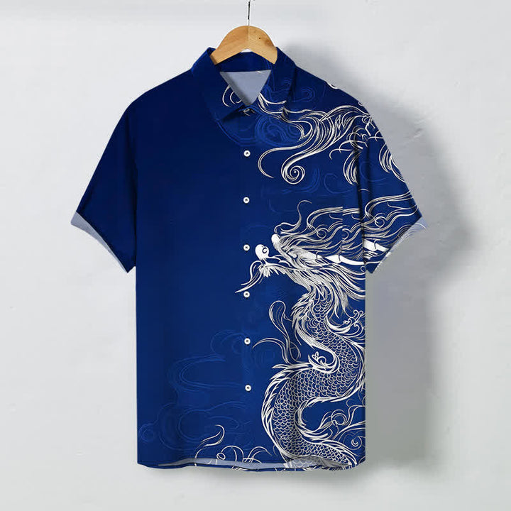 Buddha Stones Camisa de manga corta para hombre con botones y estampado de nube de dragón oriental, resistente a las arrugas. - Azul oscuro - US/UK/AU48, UE58 (4XL) - image 0