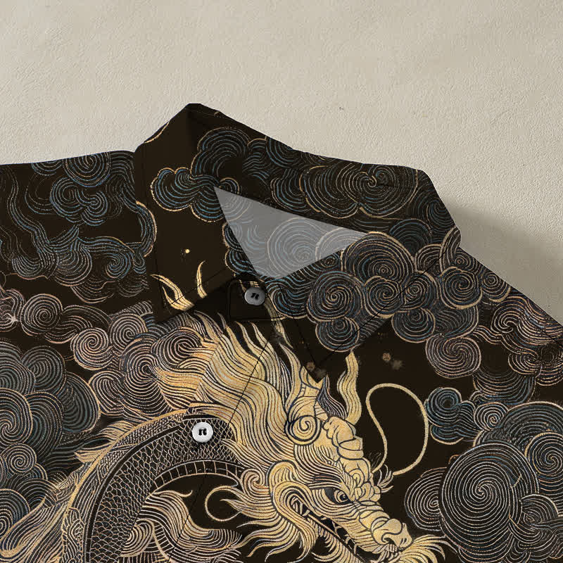 Buddha Stones Camisa de manga corta para hombre con botones y estampado de nube de dragón dorado, resistente a las arrugas. - image 2