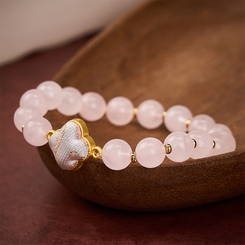 Buddha Stones Pulsera con dije de trébol de cuatro hojas de brocado de cuarzo rosa y bendición, hecha a mano. - image 2