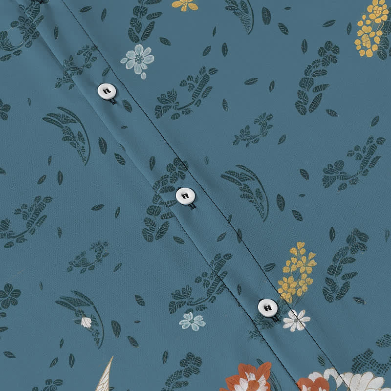 Buddha Stones Camisa transpirable de manga corta para hombre con botones y estampado floral de grullas - image 3