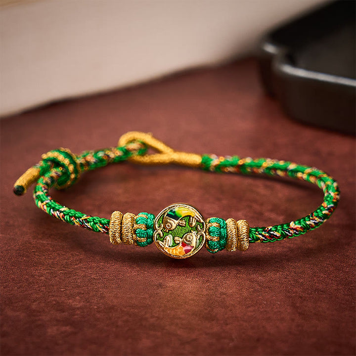 Buddha Stones Pulsera de cuerda de protección con doble pez koi tejida a mano - image 2