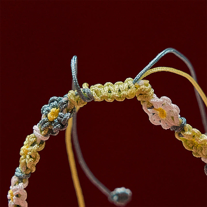 Buddha Stones Pulsera de hilo tejida a mano con degradado de margaritas en tonos pastel - image 6