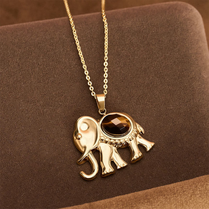 Buddha Stones Collar protector de elefante con ojo de tigre chapado en oro - Ojo de Tigre (Confianza ♥ Enfoque) - image 0