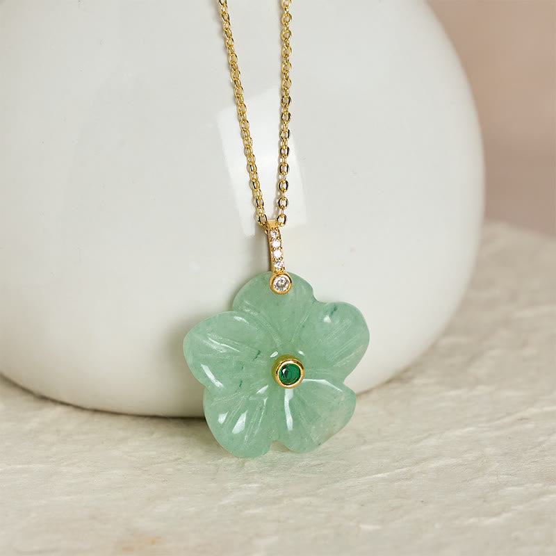 Buddha Stones Collar con colgante de flor de cinco pétalos de aventurina verde natural que simboliza la positividad - verde claro - image 0