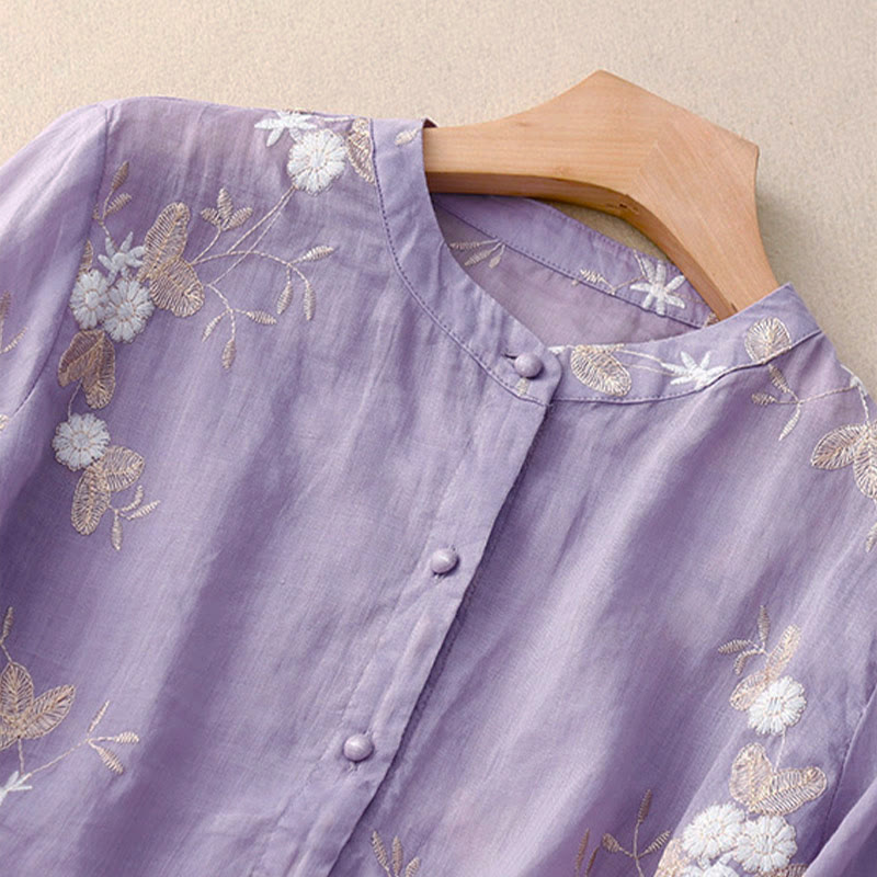 Camiseta de manga corta con cuello redondo y diseño informal de pétalos bordados con Buddha Stones para mujer. - image 1