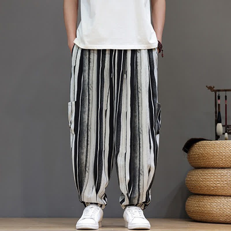 Buddha Stones Pantalones cortos de verano informales estilo boho con bolsillos de parche y rayas, pantalones harem para hombre con bolsillo. - image 1