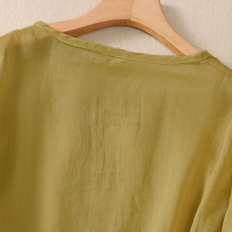 Camiseta de mujer con cuello redondo y mangas abullonadas, diseño floral liso y artístico de Buddha Stones. - image 15