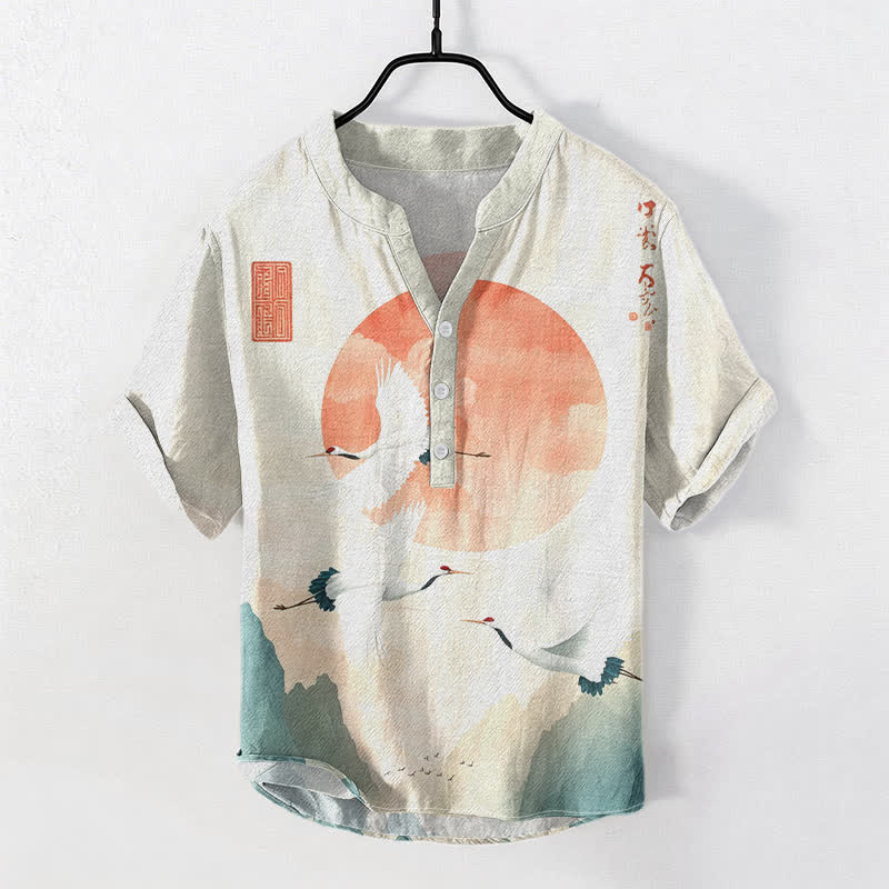 Buddha Stones Camisa de manga corta con medio botón para hombre, de algodón, con estampado de grullas volando y sol rojo. - Lino - US/UK/AU50, EU60 (5XL) - image 0