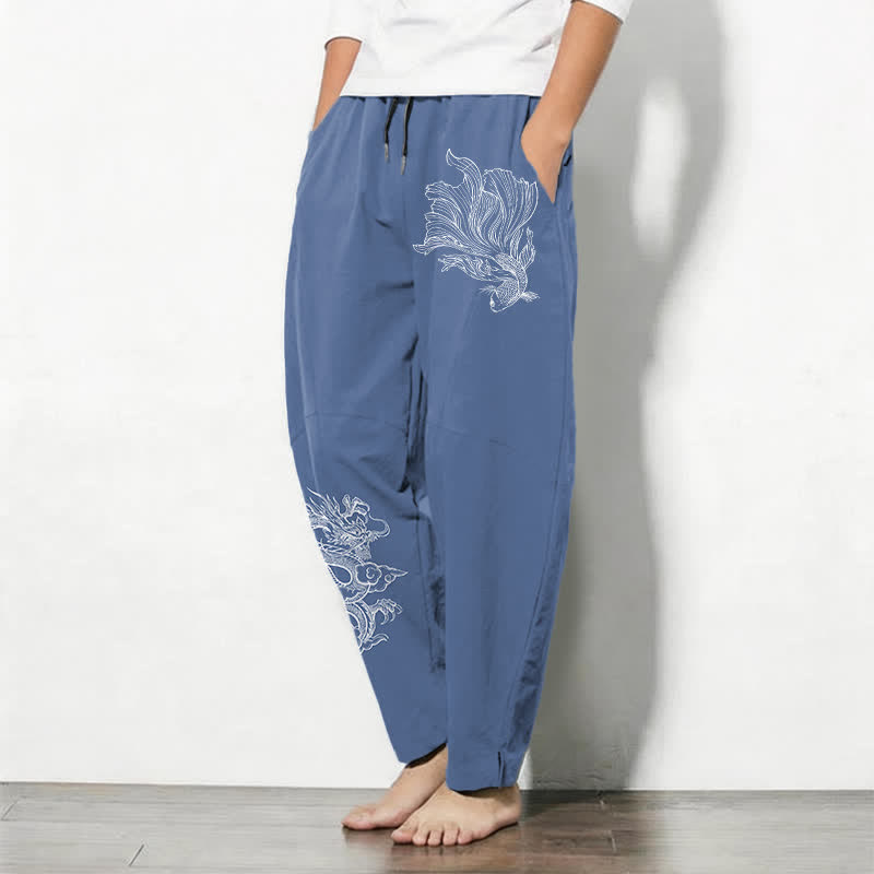 Buddha Stones Pantalones de hombre de algodón puro con estampado de dragones koi, cordón ajustable y corte cónico, con bolsillos. - image 1