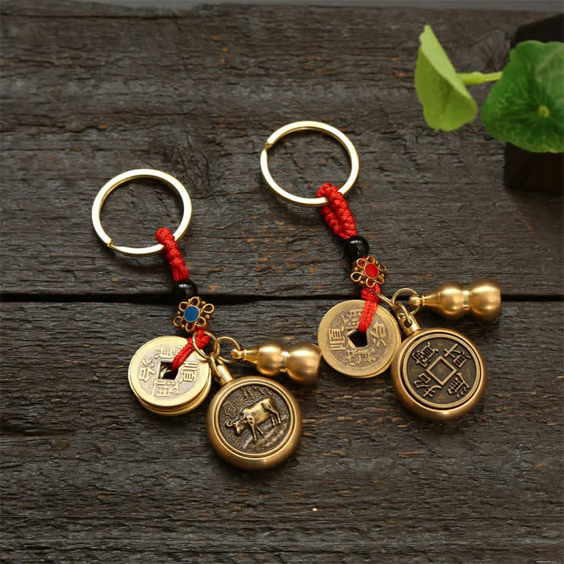 Buddha Stones Llaveros de cobre con monedas del zodíaco chino de los cinco emperadores y cordón rojo para la riqueza - image 26