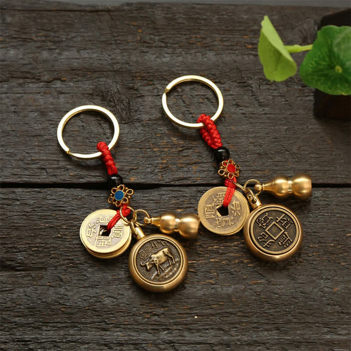 Buddha Stones Llaveros de cobre con monedas del zodíaco chino de los cinco emperadores y cordón rojo para la riqueza - image 26