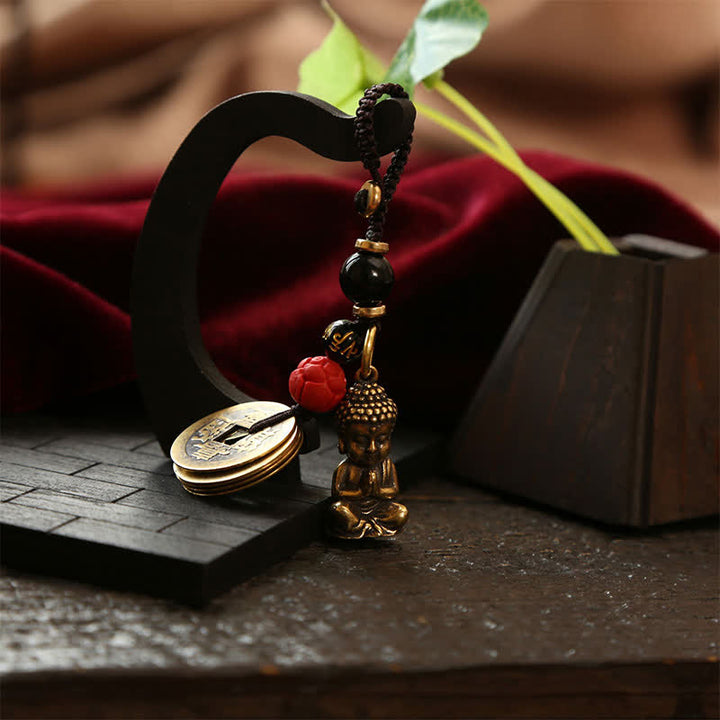 Buddha Stones Llaveros de latón con forma de Buda, cinco monedas de emperador y cordón trenzado, símbolo de la compasión. - image 9