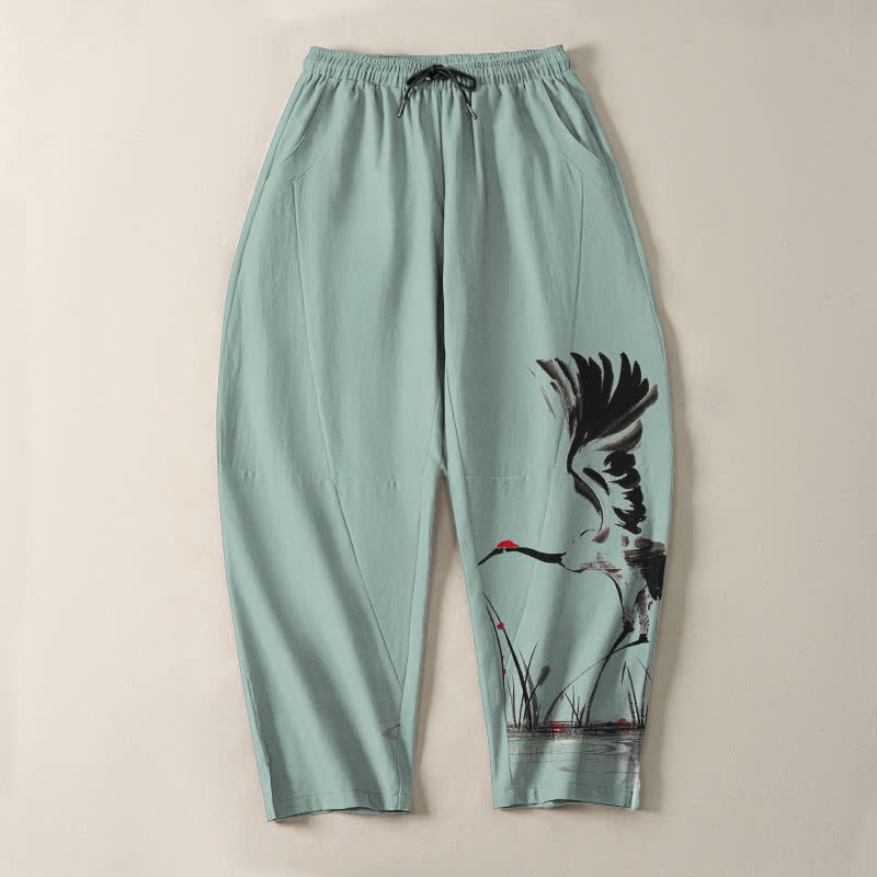 Buddha Stones Pantalones de hombre de algodón puro con estampado de grullas y cordón ajustable, corte cónico y bolsillos. - image 9
