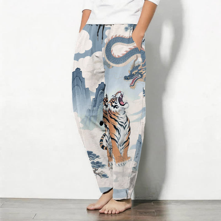 Buddha Stones Pantalones de hombre de algodón puro con estampado de paisaje de tigre y dragón, cordón ajustable y corte cónico, con bolsillos. - image 15