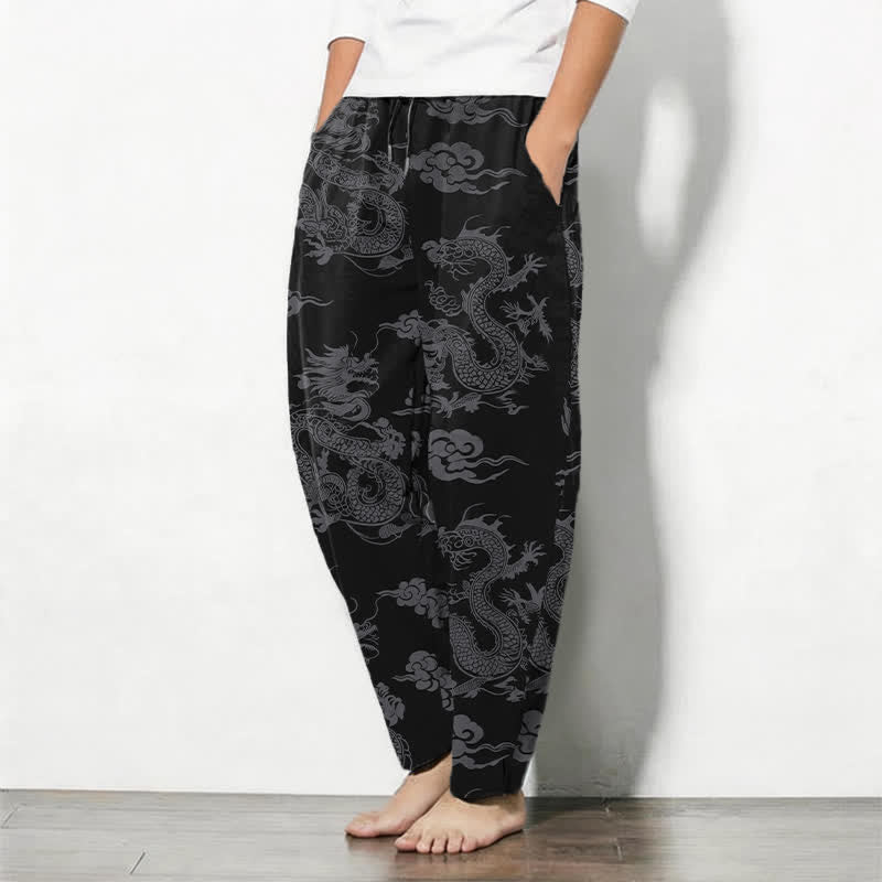 Buddha Stones Pantalones de hombre de algodón puro con estampado de nube de dragón oscuro, cordón ajustable y corte cónico, con bolsillos. - image 1