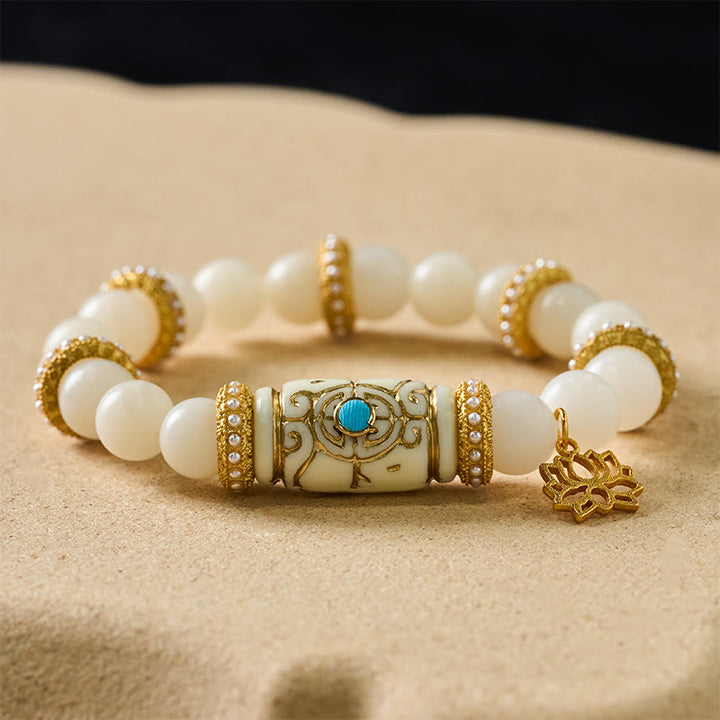 Buddha Stones Pulsera redonda de meditación con colgante de loto y cuentas de resina blanca con forma de semilla de Bodhi. - image 1