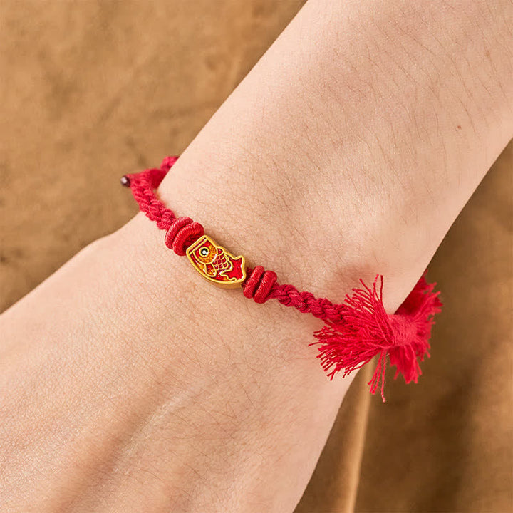 Buddha Stones Pulsera de la suerte con hilo rojo y diseño de pez koi - image 4