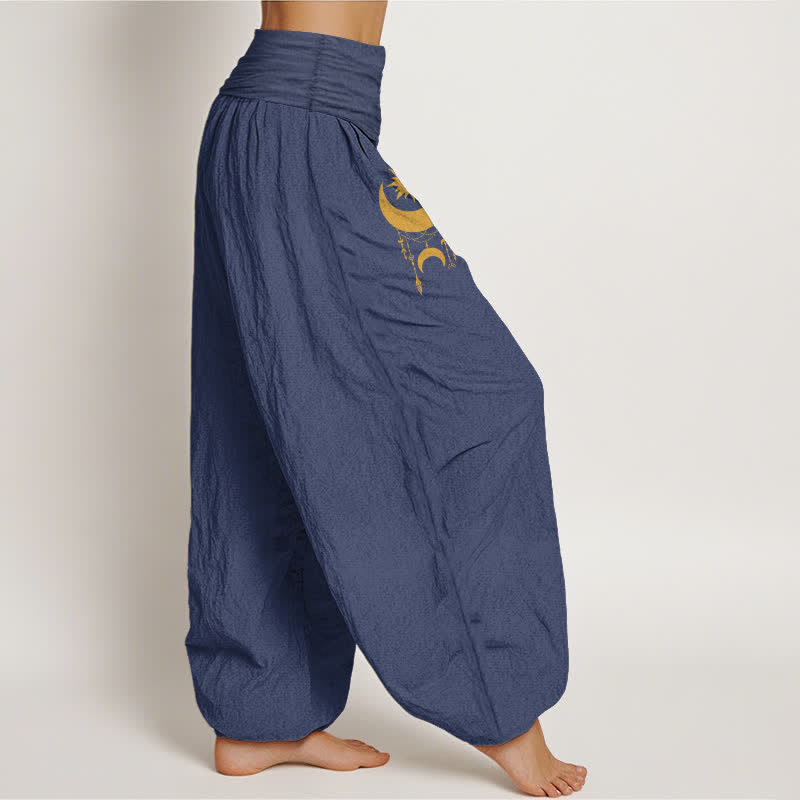 Buddha Stones Pantalones harem de mujer con cintura elástica, estampado de luna creciente dorada y estrellas, de algodón puro. - image 9