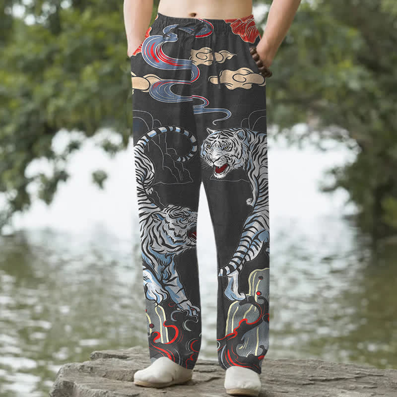 Buddha Stones Pantalones de hombre de algodón blanco con estampado de tigre y nubes, corte ajustado y bolsillos. - Negro - US/UK/AU50, EU60 (5XL) - image 0