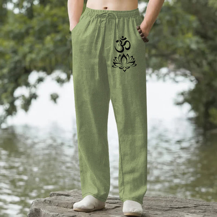 Buddha Stones Pantalones de hombre de algodón con estampado Om de loto, corte ajustado y bolsillos. - Verde oliva - US/UK/AU50, EU60 (5XL) - image 0
