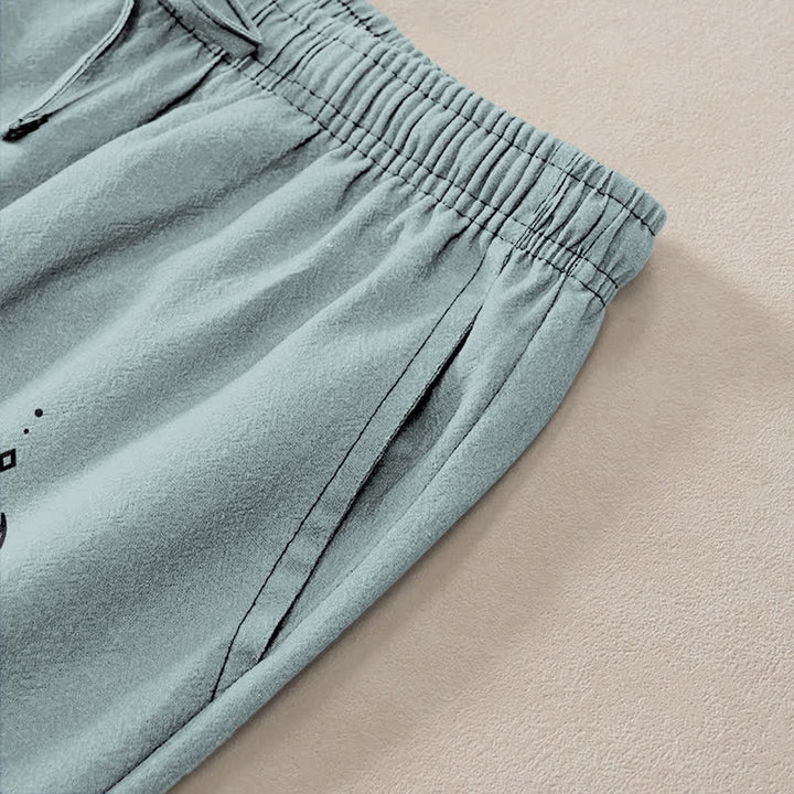 Buddha Stones Pantalones de hombre de algodón con estampado de loto y luna, corte ajustado y bolsillos. - image 3