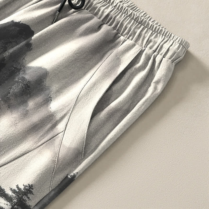 Buddha Stones Pantalones de hombre de algodón puro con estampado de paisaje de montaña lavado a la tinta, cordón ajustable y corte cónico con bolsillos. - image 4