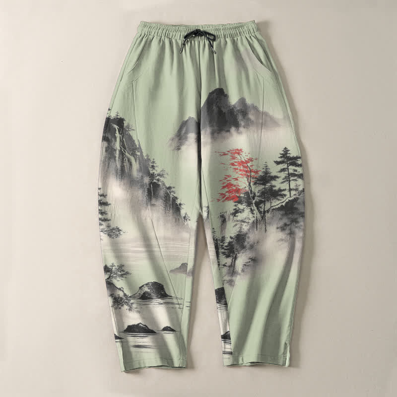 Buddha Stones Pantalones de hombre de algodón puro con estampado de paisaje de montaña lavado a la tinta, cordón ajustable y corte cónico con bolsillos. - image 9