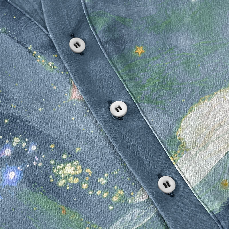 Buddha Stones Camisa de manga corta con medio botón para hombre, de algodón con estampado de paisaje lavado a la tinta. - image 3